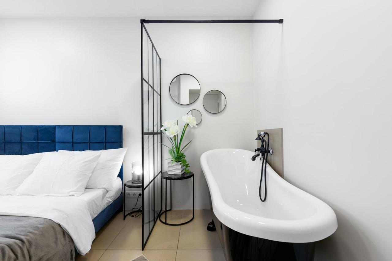 Sirena Apartment - Self Check-In And Free Parking Tallinn Exterior foto