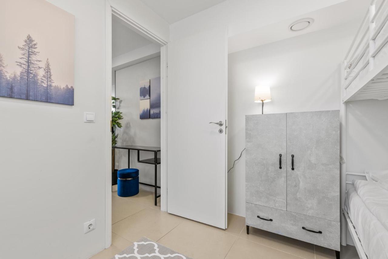 Sirena Apartment - Self Check-In And Free Parking Tallinn Exterior foto