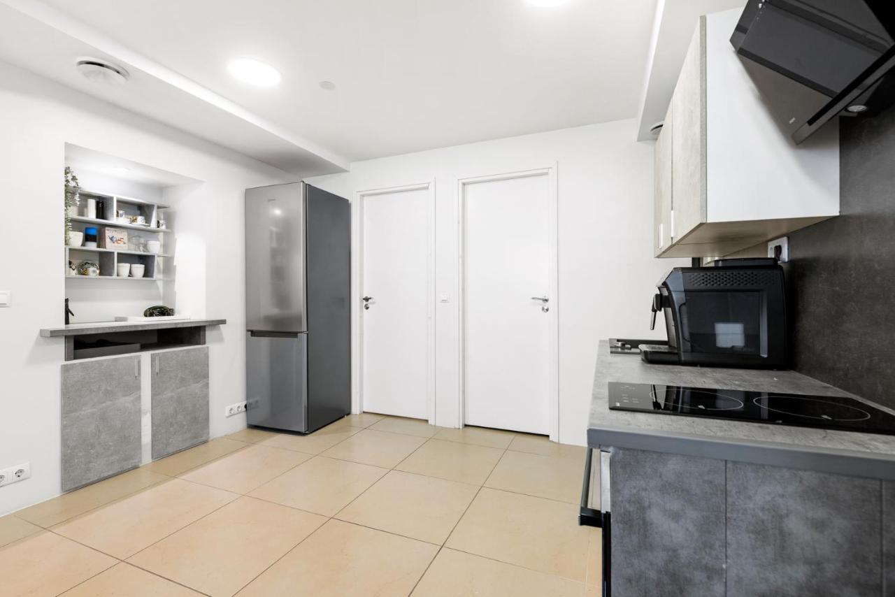 Sirena Apartment - Self Check-In And Free Parking Tallinn Exterior foto